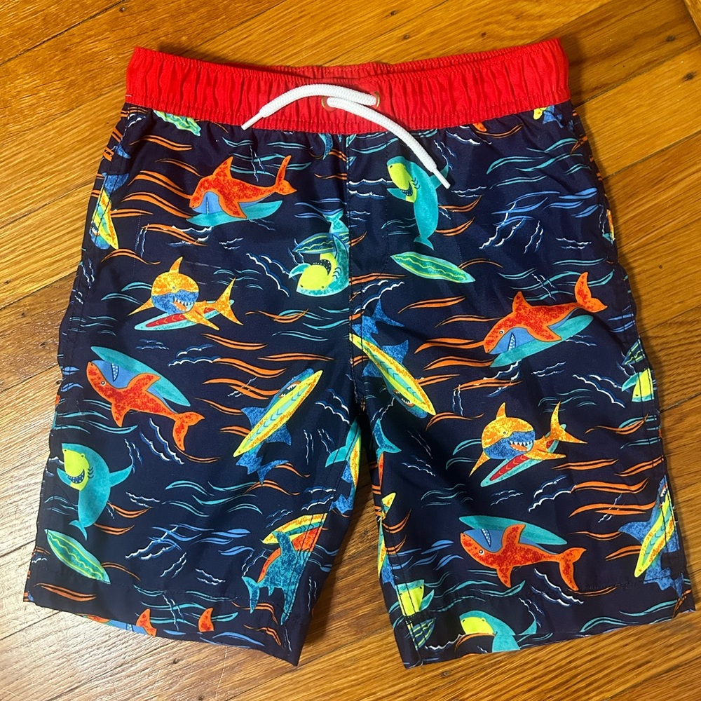 Lands’ End swim trunks size M